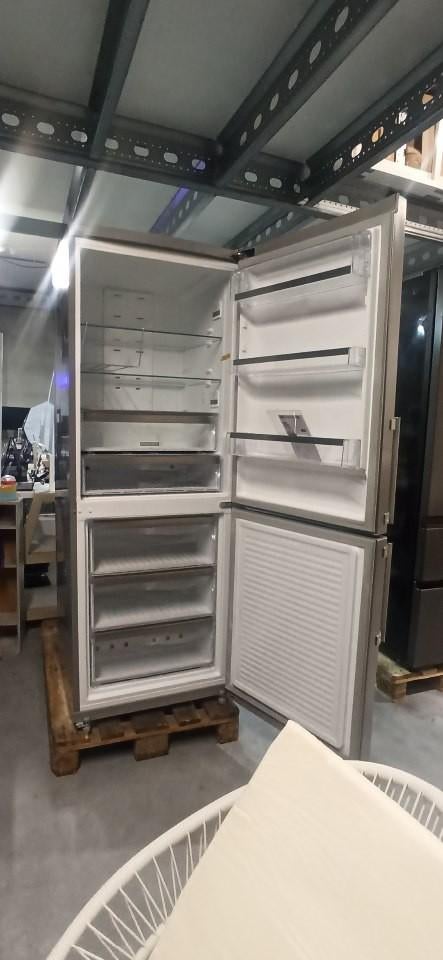 Nouveau réfrigérateur Whirlpool, modèle WB70E973X, Enlèvement