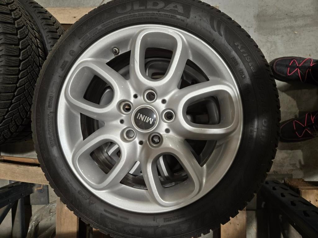 pneus hivers sur jantes Mini 195 55 R16, Enlèvement, Pneus hiver, Pneu(s)