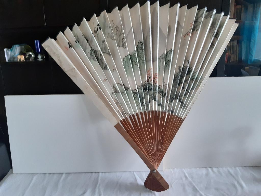 eventail, Antiquités & Art, Enlèvement