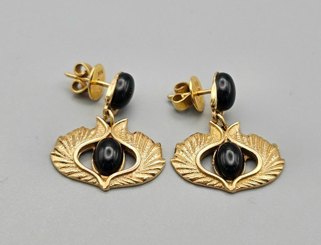 Boucles d'oreilles anciennes en or avec corail noir. 2024/61, Bijoux, Sacs & Beauté, Boucles d'oreilles, Enlèvement ou Envoi, Comme neuf