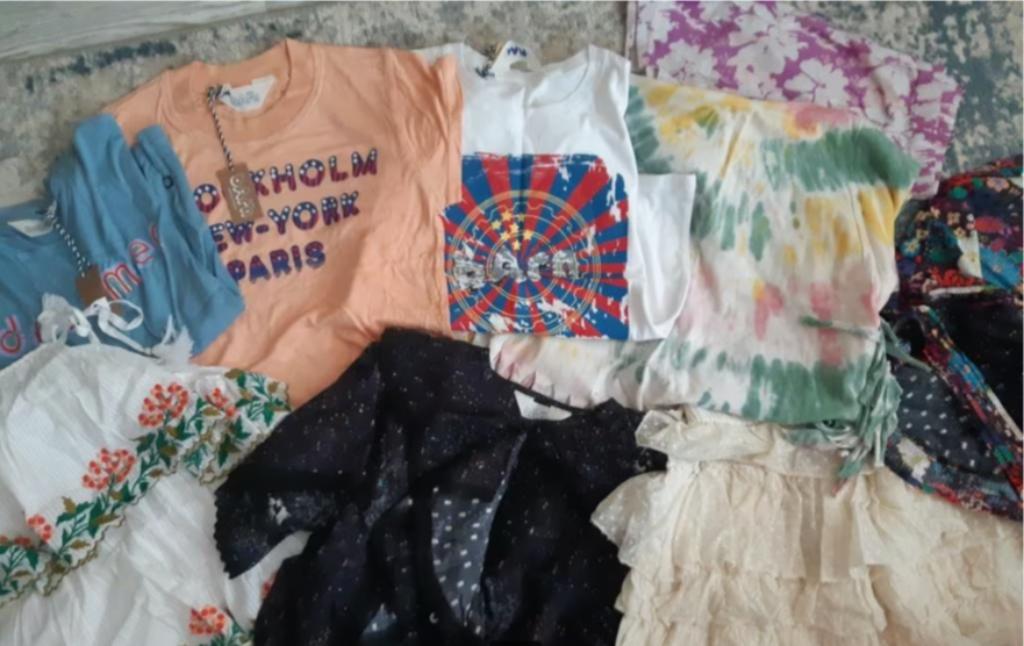 Grand lot de vêtements de marque pour bébés et enfants, Enfants & Bébés, Enlèvement ou Envoi, Neuf, Diverse merken, Garçon ou Fille