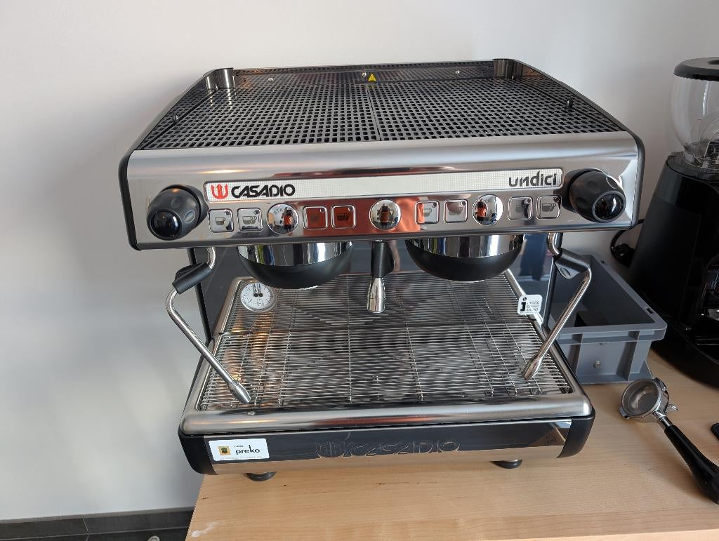 Machine à café et moulin professionnels Casadio, Enlèvement, Utilisé, Café et Espresso