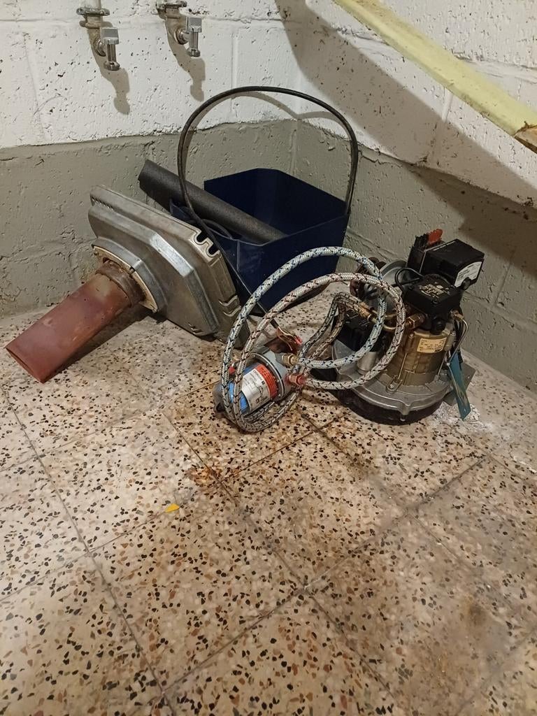 Brûler de chaudière  marque boderux entretien de jardin fat, Enlèvement ou Envoi