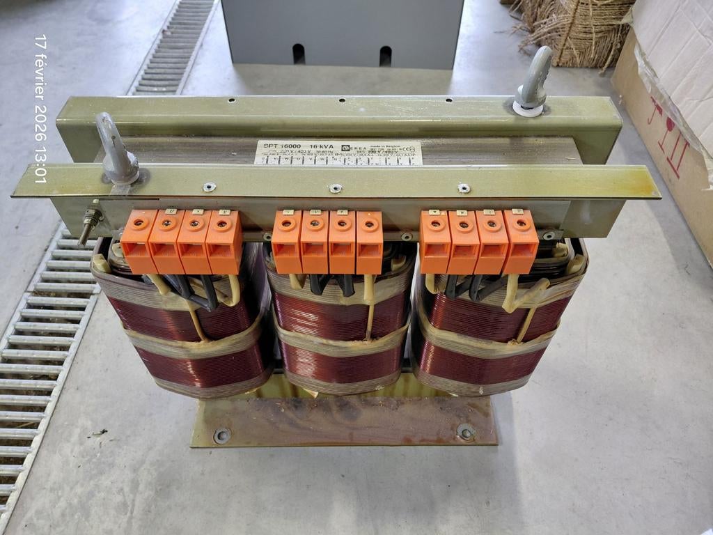 Transformateur triphasé Erea SPT16000, Bricolage & Construction, Électricité & Câbles, Enlèvement