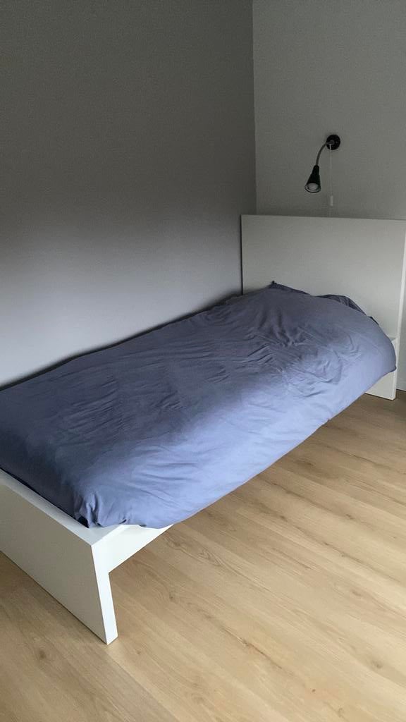 Bed, Huis en Inrichting, Slaapkamer | Bedden, Ophalen, Zo goed als nieuw