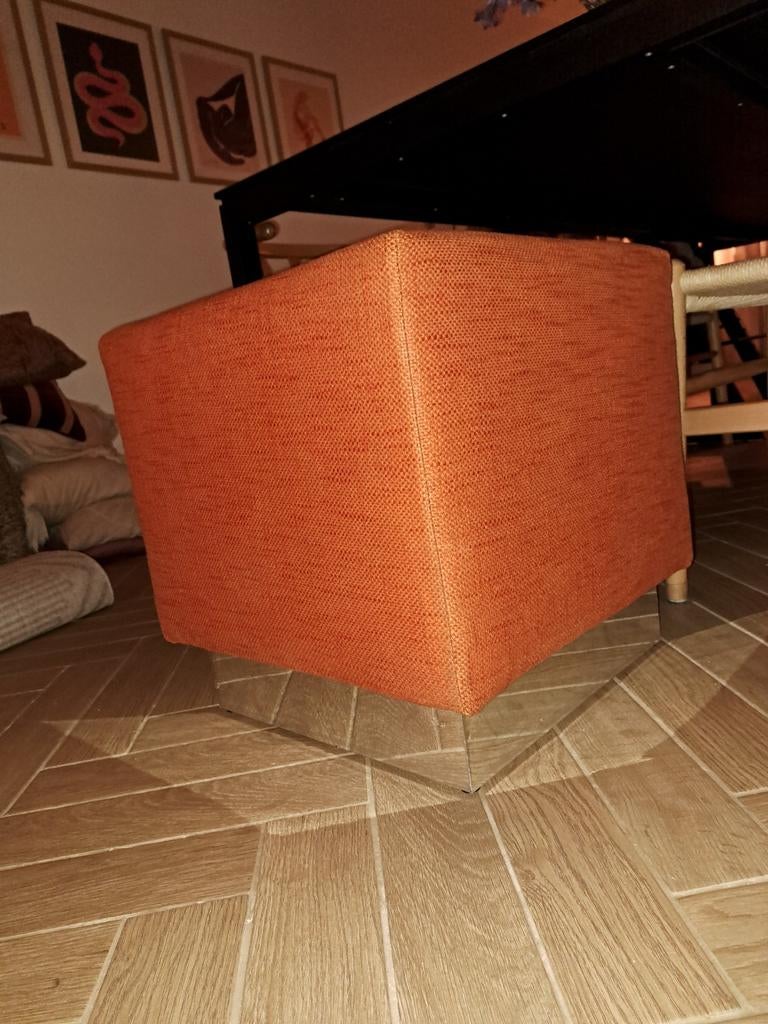 Vierkante poef, Ophalen