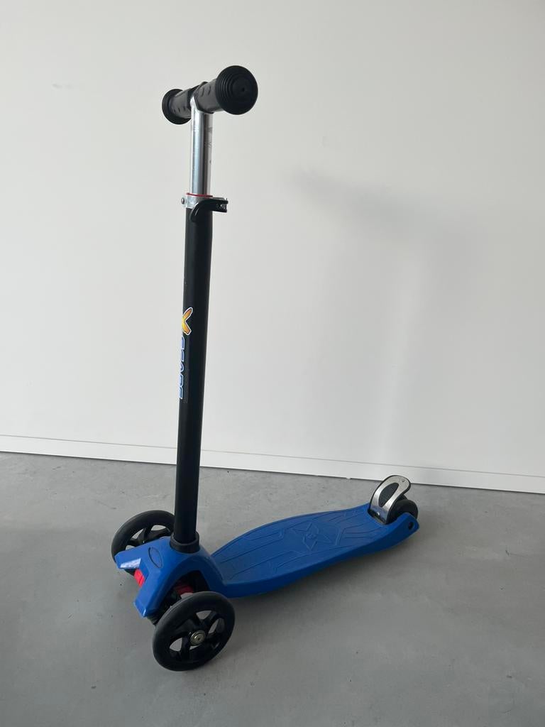 Step 3wielen X-scape, Fietsen en Brommers, Ophalen, Zo goed als nieuw, Gewone step