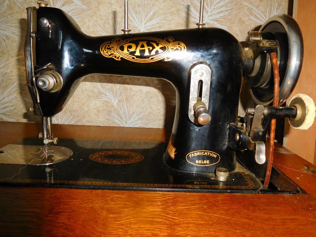 Machine à coudre PAX vintage, Antiquités & Art, Enlèvement