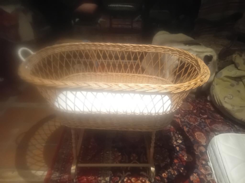 Authentieke rotan kinderwieg, Ophalen, Gebruikt, Wieg
