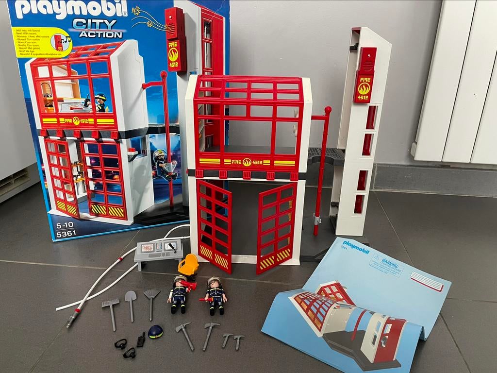 Brandweerkazerne playmobil, Kinderen en Baby's, Speelgoed | Playmobil, Ophalen of Verzenden, Zo goed als nieuw