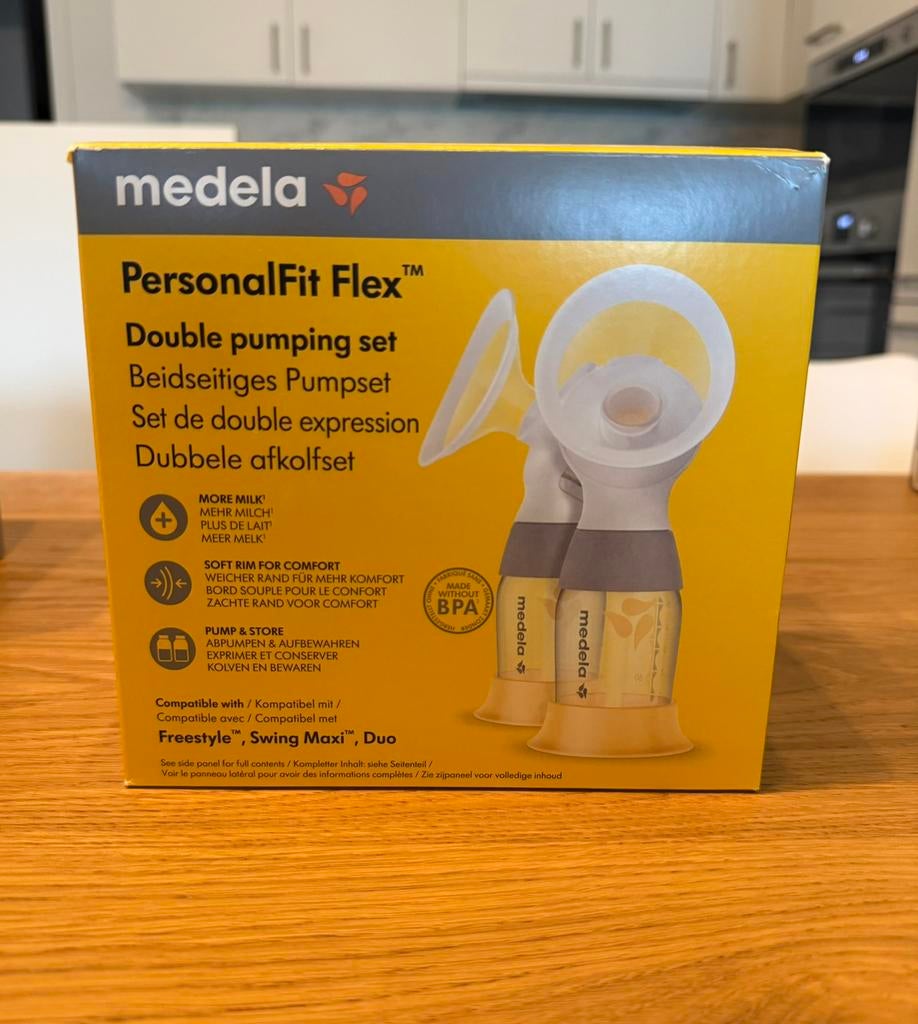 Medela Swing Maxi dubbele elektrische borstkolf met extra’s, Kinderen en Baby's, Ophalen, Zo goed als nieuw, Borstkolf