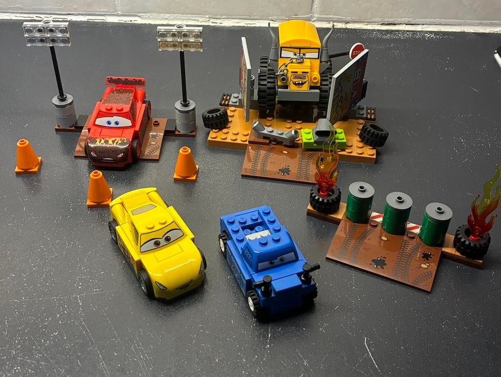 LEGO Juniors 10744 – Thunder Hollow Crazy 8 Race, Ophalen, Zo goed als nieuw, Lego