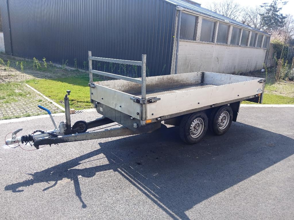 Geremde aanhangwagen, Ophalen, Gebruikt