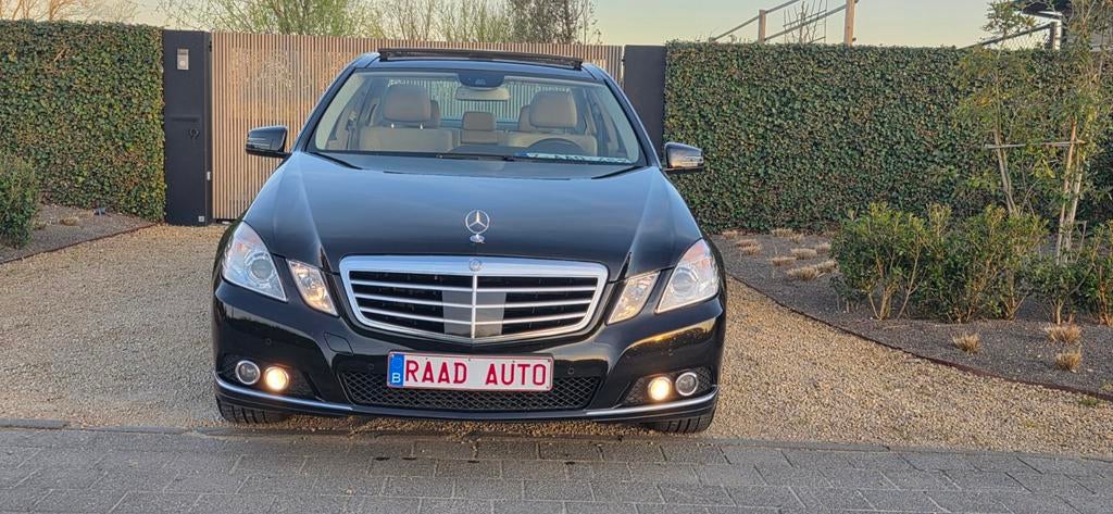 Mercedes-Benz E300 _ 3.0 _ V6 / 150kw / 1ère main _ full !!, Autos, Cuir, Euro 5, Achat, Entreprise