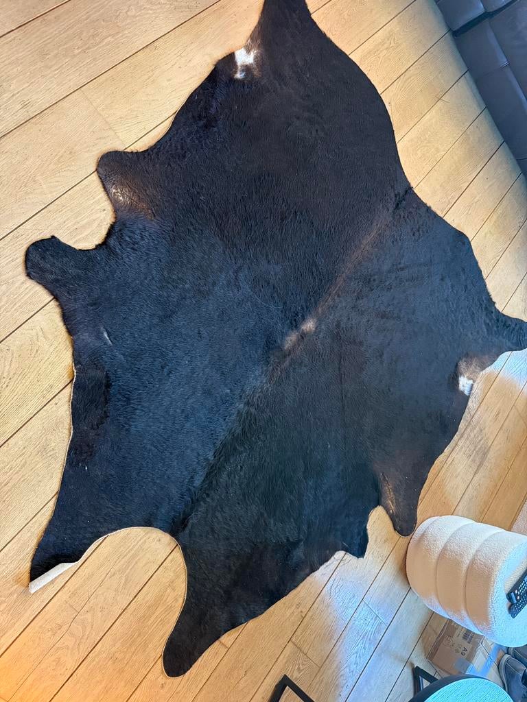 Tapis peau de vache, Maison & Meubles, Enlèvement, Comme neuf