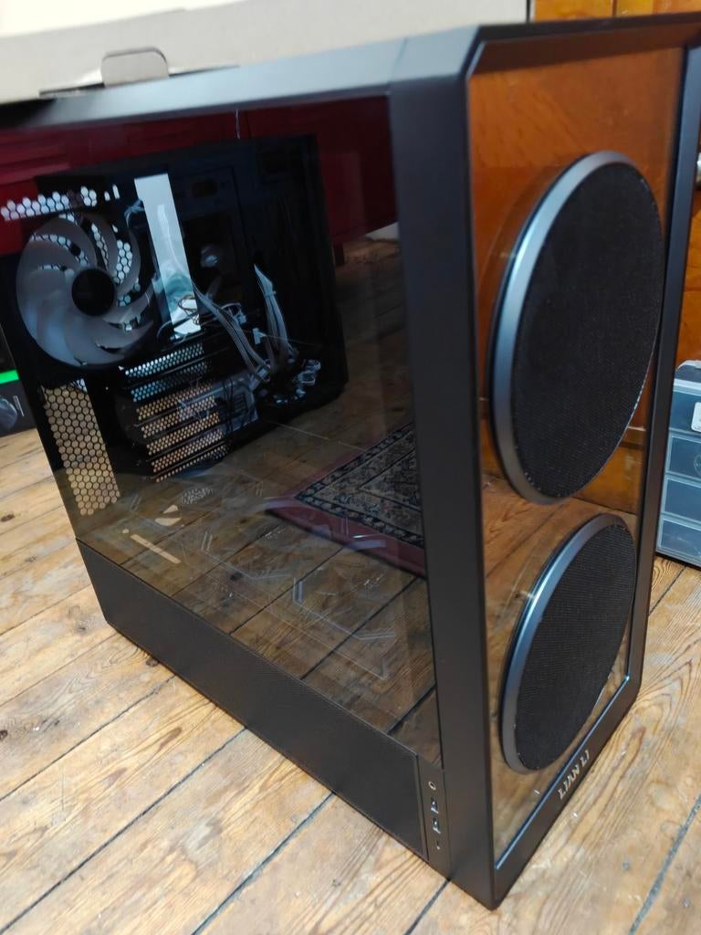 Vends boîtier pc lianli lancool 217 +alim 750w 125€ FIXE, Enlèvement