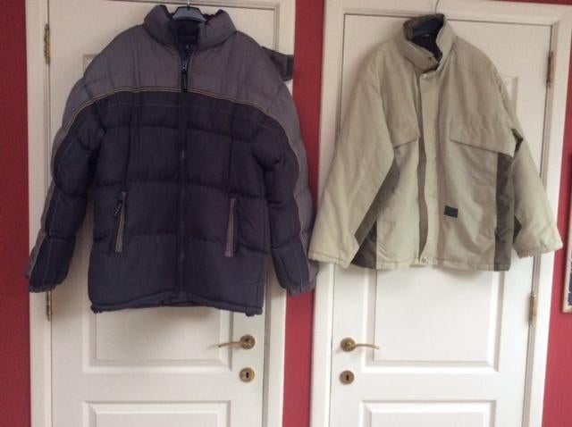 Te koop 2 jassen maat XL+ L, Andere, Enlèvement ou Envoi, Autres couleurs, Taille 56/58 (XL)