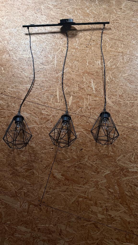 Lustre suspension EGLO TARBES – 3 abat-jours cage diamant, Enlèvement, Neuf, Métal