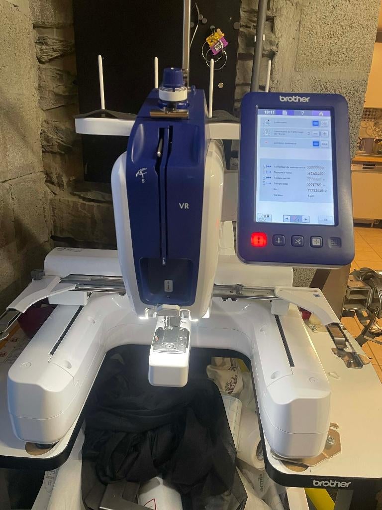 VR-borduurmachine, Ophalen, Gebruikt, Machineborduren, Borduurmachine