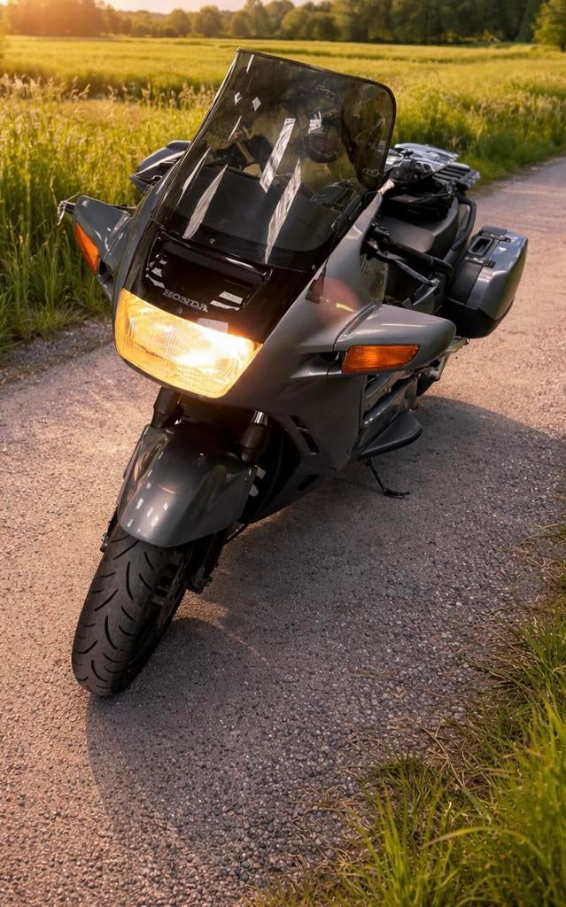 Honda st 1100 pan european