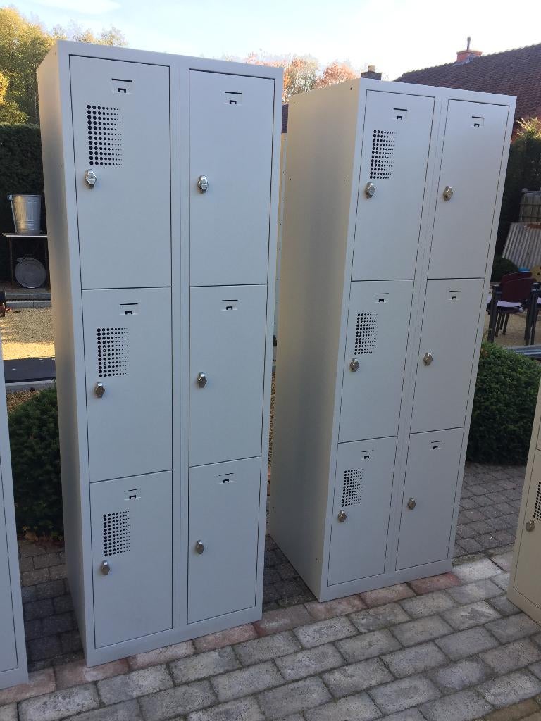 Degelijke 6 - deurs lockerkasten / vakkenkasten . Als nieuw!, Huis en Inrichting, Kasten | Lockerkasten, Ophalen, Zo goed als nieuw