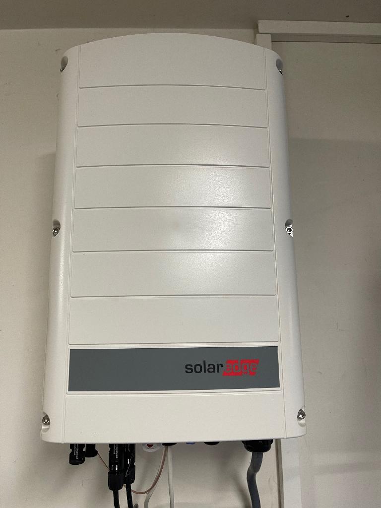 SolarEdge 5kW SE5K - RWB Omvormer - batterijklaar, Doe-het-zelf en Bouw, Zonnepanelen en Toebehoren, Ophalen, Zo goed als nieuw
