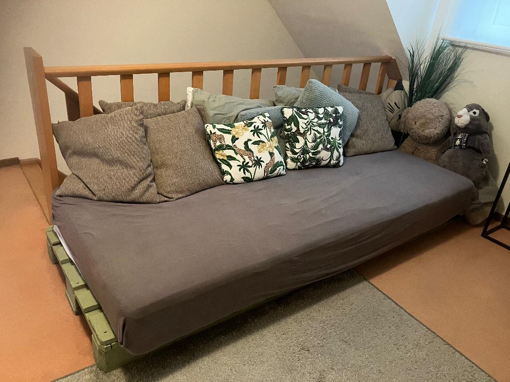 Gratis paletten zetel, Ophalen, Zo goed als nieuw