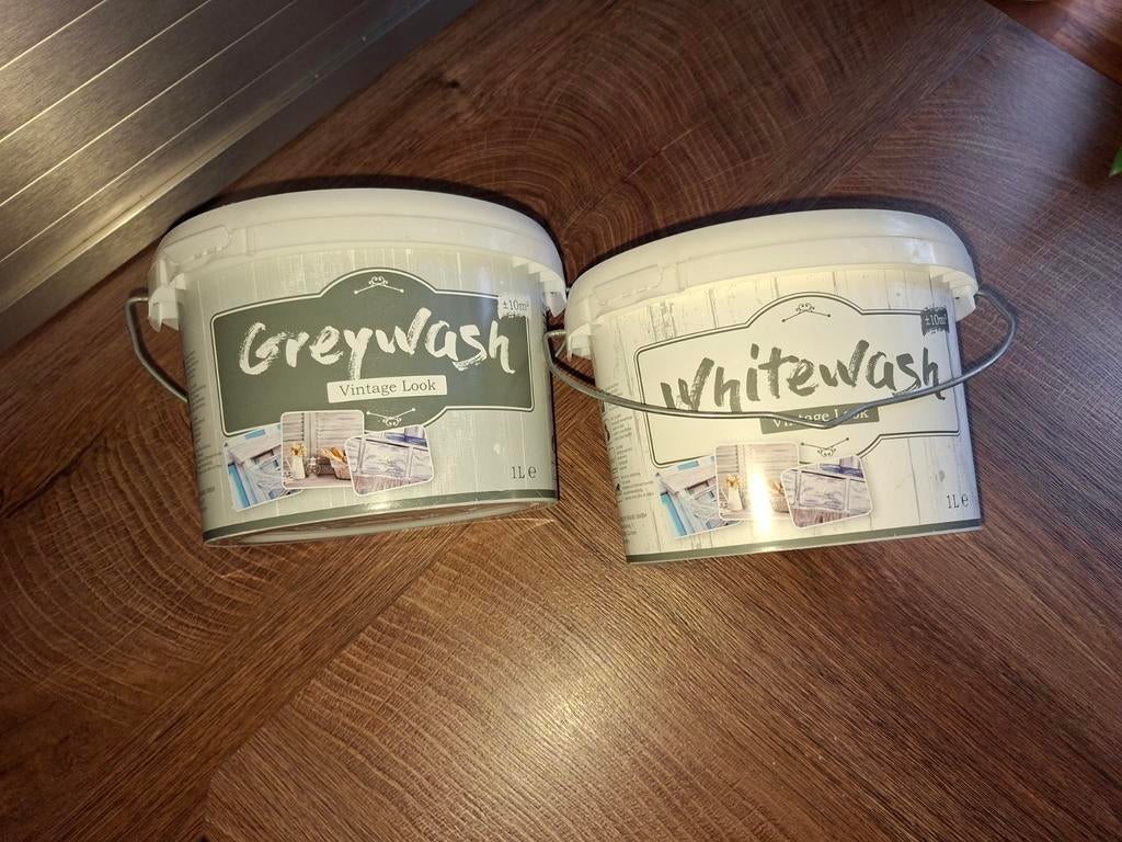 2 pots de sérusée gris et blanc neufs!, Bricolage & Construction, Blanc