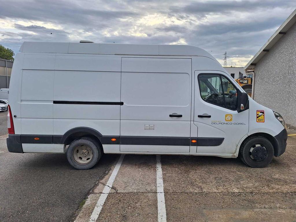 Van -RENAULT - MASTER - 2015 - 7T5- 2.3L 165 PK, Auto's, Euro 5, Renault, Overige brandstoffen, Bedrijf