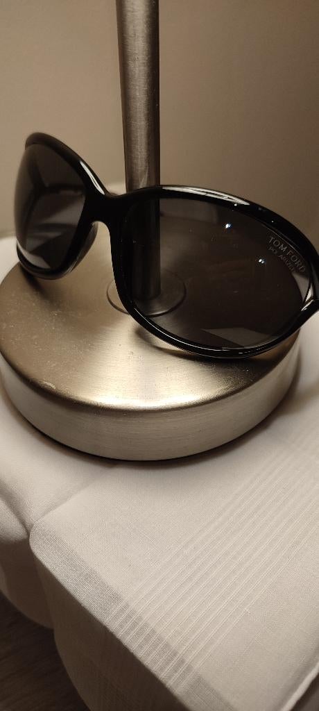 Lunettes de soleil Polaroid" Tom Ford", Autres marques, Enlèvement ou Envoi, Comme neuf, Lunettes de soleil