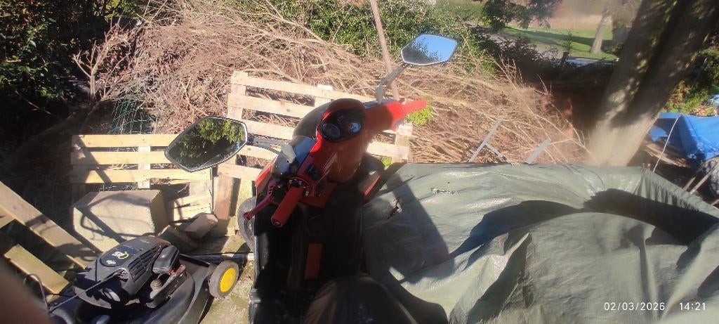 A vendre scooter 50cc Aprilia motard, Ophalen, Gebruikt, Overige modellen, Klasse B (45 km/u)