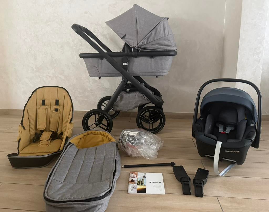Dubatti One E5, noir/gold oncé  compleet, Enfants & Bébés, Buggys, Comme neuf, Maxi-Cosi, Protection de pluie, Dossier réglable