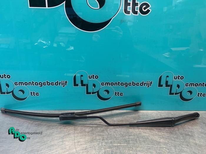 Ruitenwisserarm voor van een Fiat Punto Evo (Punto Evo 08-), Gebruikt, -, -, Ophalen of Verzenden