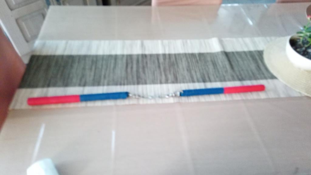 Nunchuks, Enlèvement