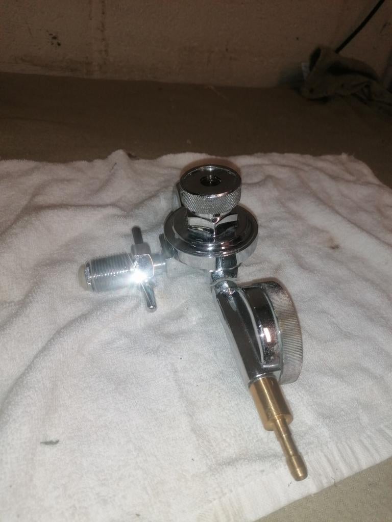 Détendeur 02 pour sécurité surface, Sports nautiques & Bateaux, Plongée, Enlèvement ou Envoi