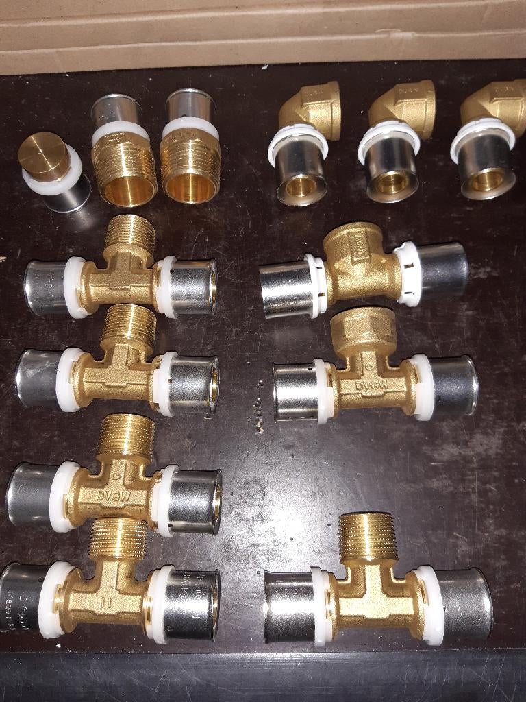Lot de pièces à sertir pour tuyaux ALPEX 20 et 26, Bricolage & Construction, Enlèvement ou Envoi, Neuf, Autres types