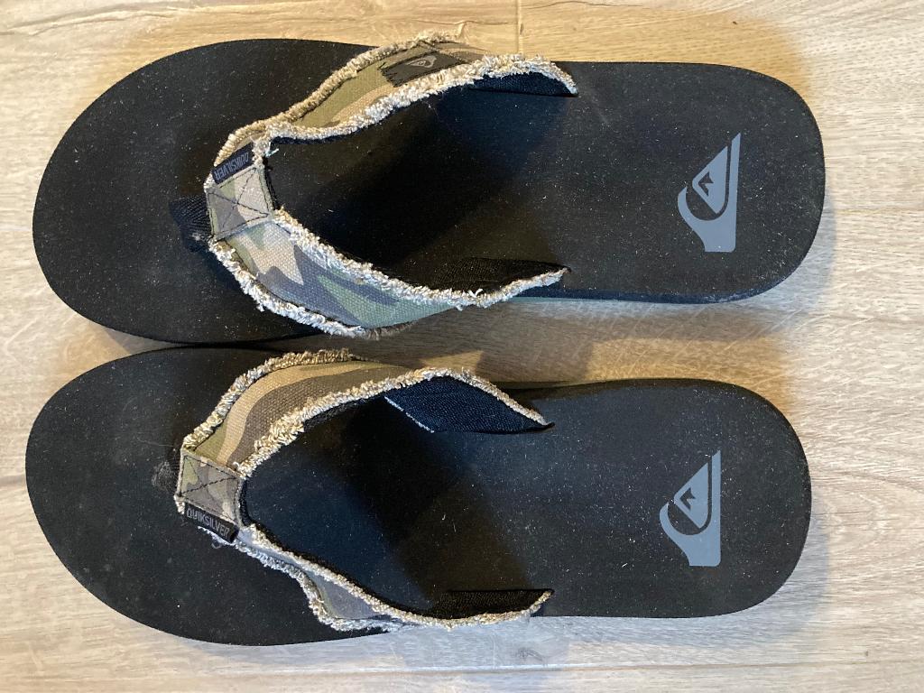 Herenslippers, Ophalen of Verzenden, Zo goed als nieuw, Quicksilver, Slippers