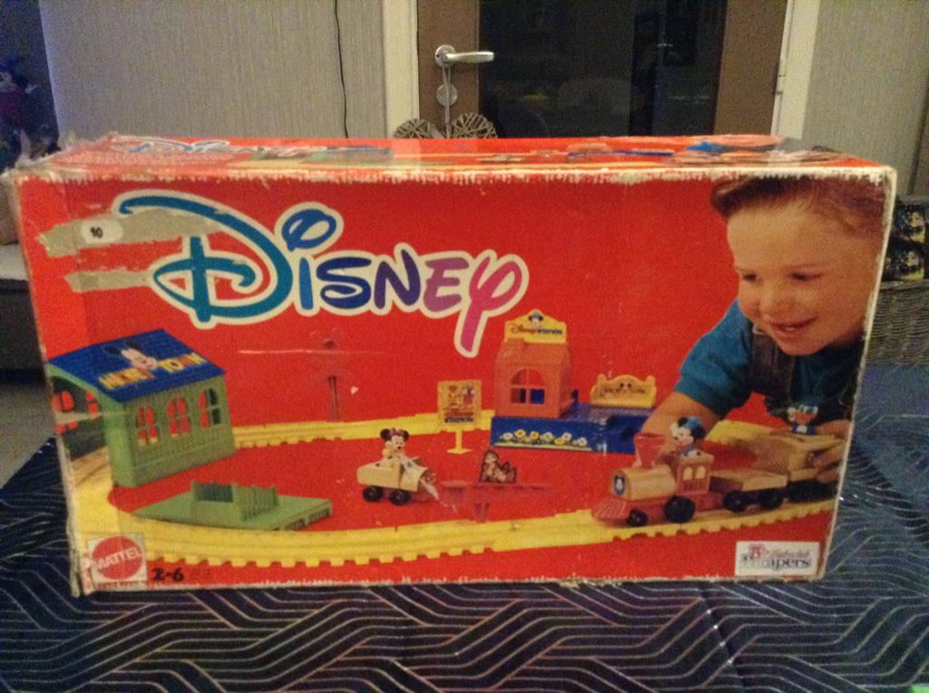 Disney Mickey Mouse & Friends treinstation speelset, Collections, Disney, Utilisé, Autres types, Mickey Mouse, Enlèvement ou Envoi