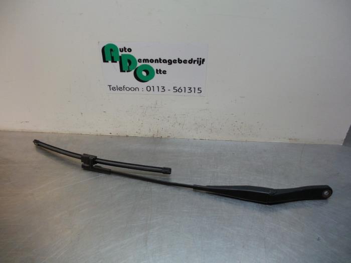 Ruitenwisserarm voor van een Opel Astra (Astra H 04-), Gebruikt, -, -, Opel