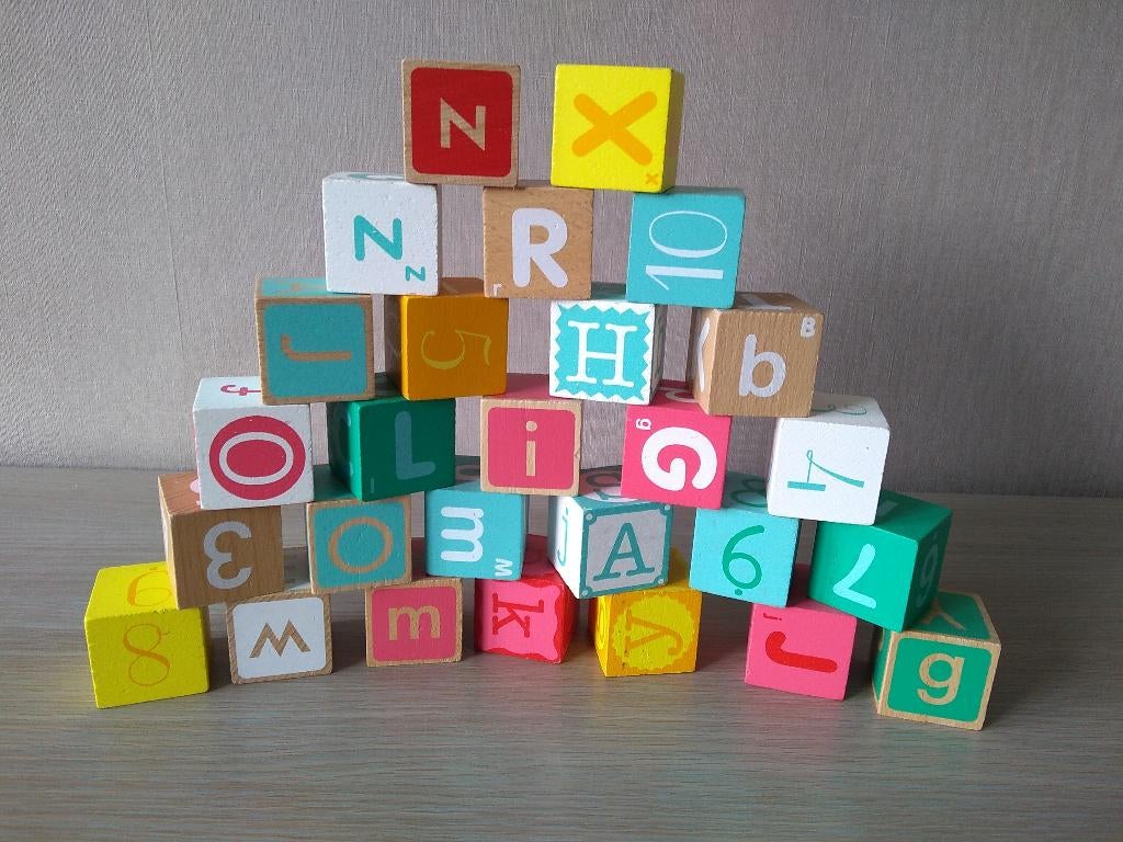 ☼ Lot houten blokken letters en cijfers, Kinderen en Baby's, Speelgoed | Houten speelgoed, Ophalen of Verzenden, Gebruikt