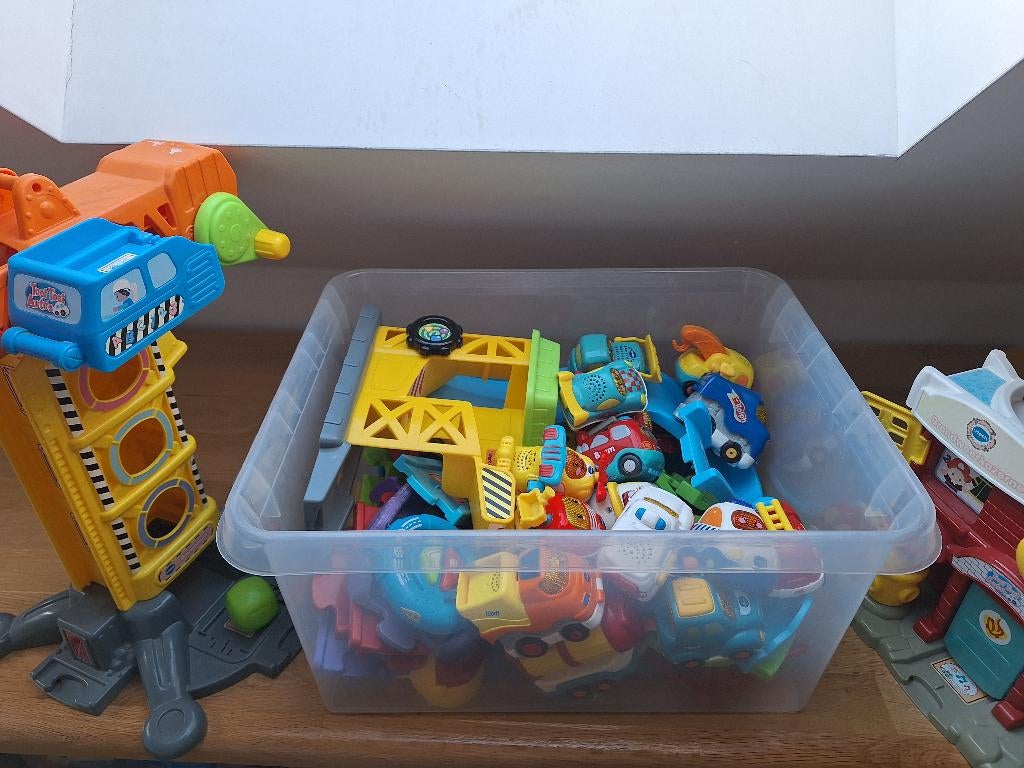 VTech Toet Toet kraan + brandweer + wegdelen + 15 autos, Kinderen en Baby's, Speelgoed |Speelgoedvoertuigen, Ophalen, Gebruikt