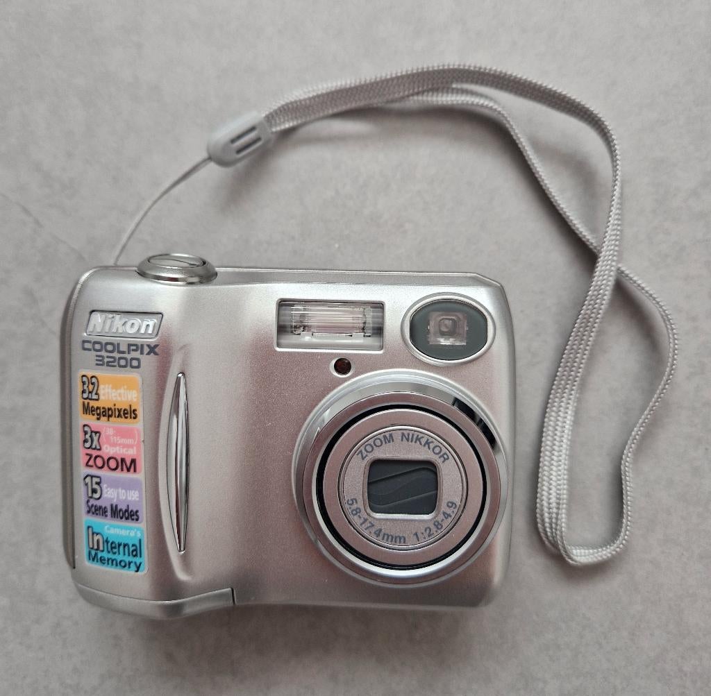 Nikon Coolpix 3200, Ophalen, Gebruikt, Compact, Nikon