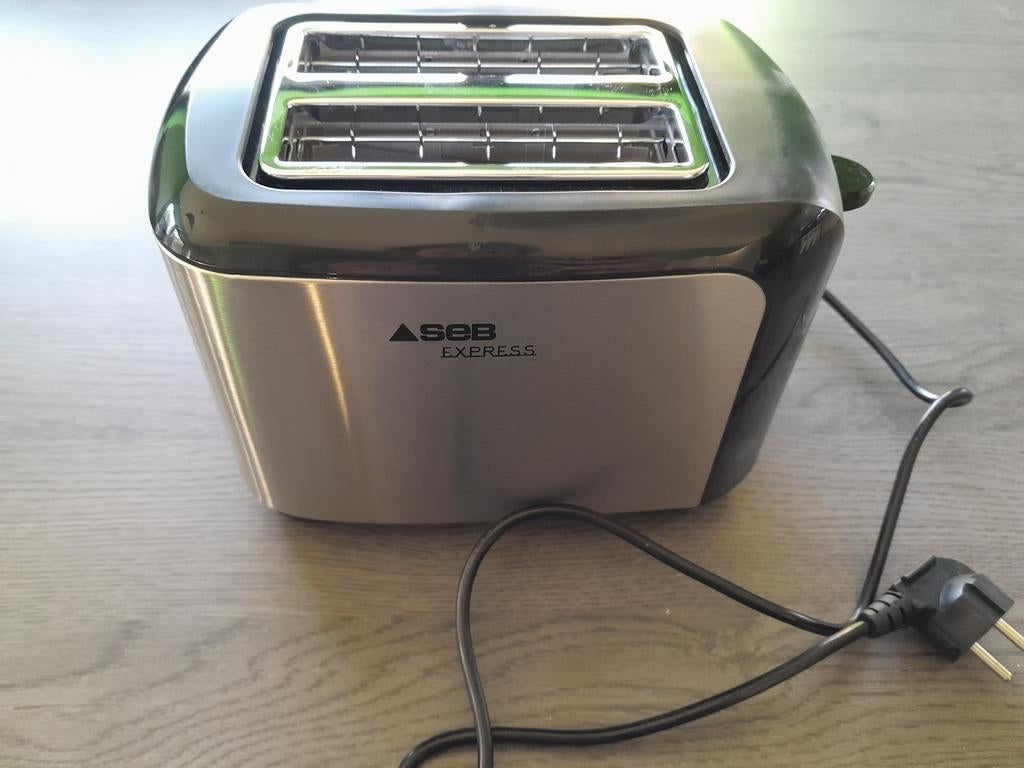 Broodrooster, Elektronische apparatuur, Broodroosters, Ophalen, Nieuw, Uitneembare kruimellade