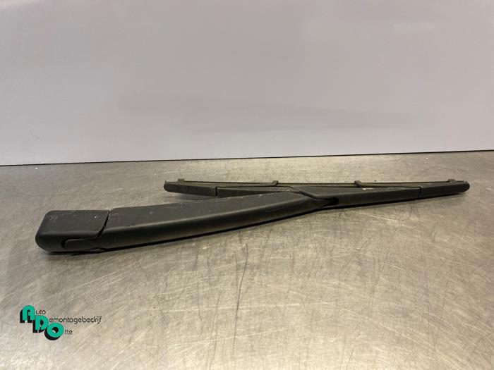 Bras essuie-glace arrière d'un Opel Corsa (Corsa E 15-), -, Opel, 3 mois de garantie, Utilisé