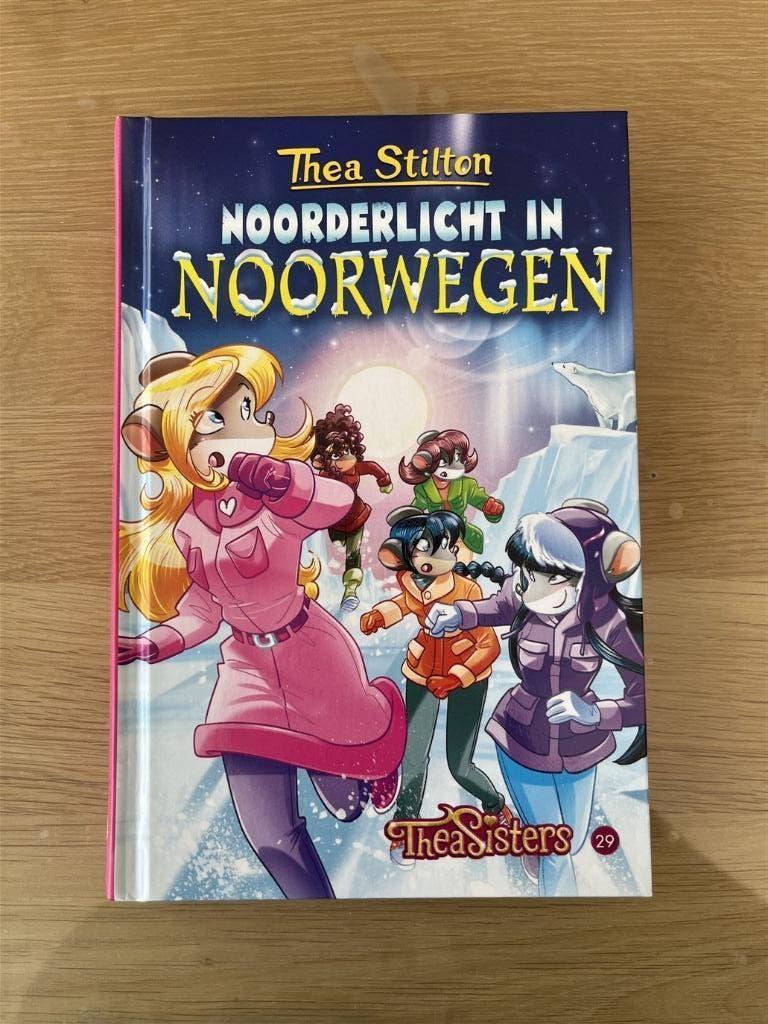 Boek ‘Thea Stilton. Noorderlicht in Noorwegen’, Ophalen of Verzenden, Zo goed als nieuw, Fictie algemeen