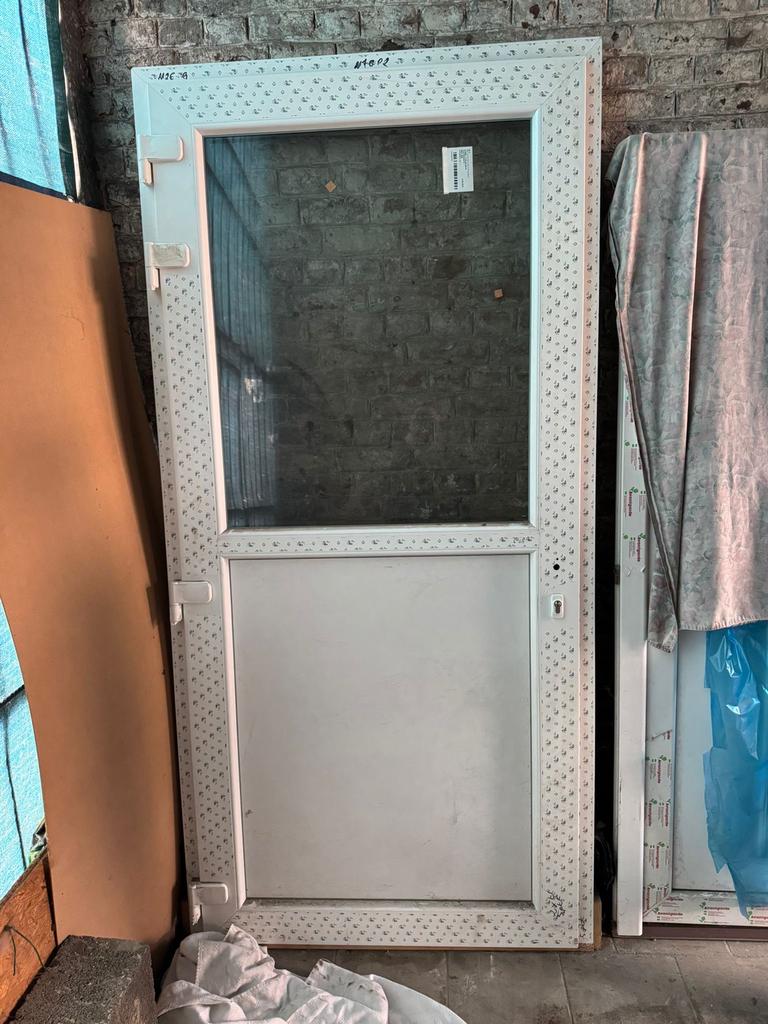 Porte pvc, Enlèvement, Comme neuf