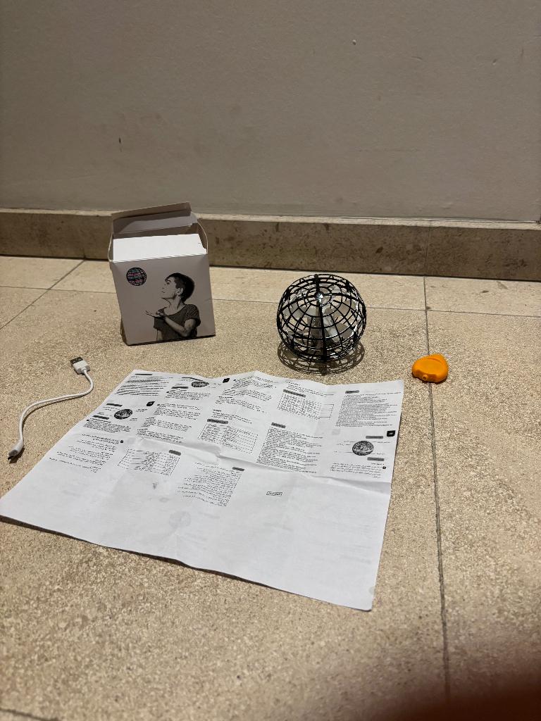 flying spinner, Kinderen en Baby's, Ophalen of Verzenden, Gebruikt, Elektronica, Met licht