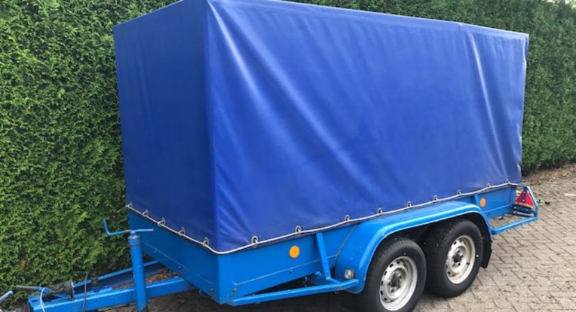 Te huur boedelbak + chauffeur in het weekend, Enlèvement ou Envoi, Comme neuf