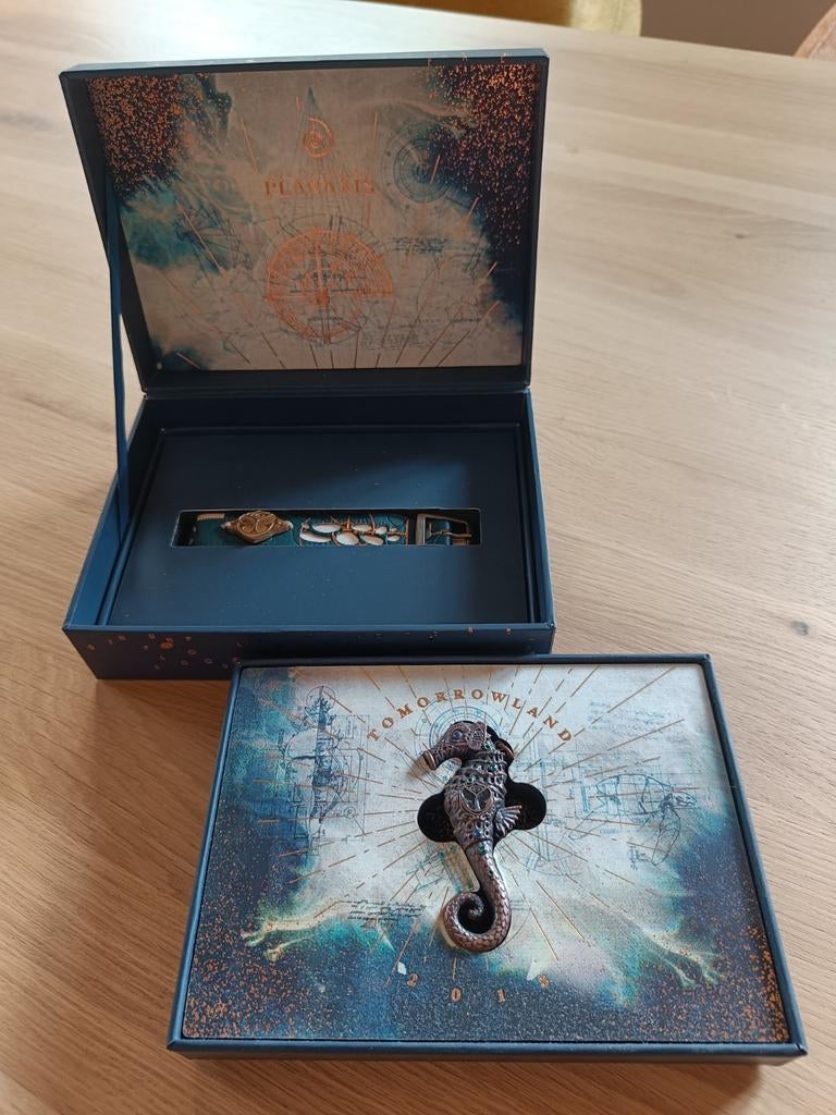 Tomorrowland 2018 weekend 1 treasurecase, Ophalen of Verzenden, Zo goed als nieuw