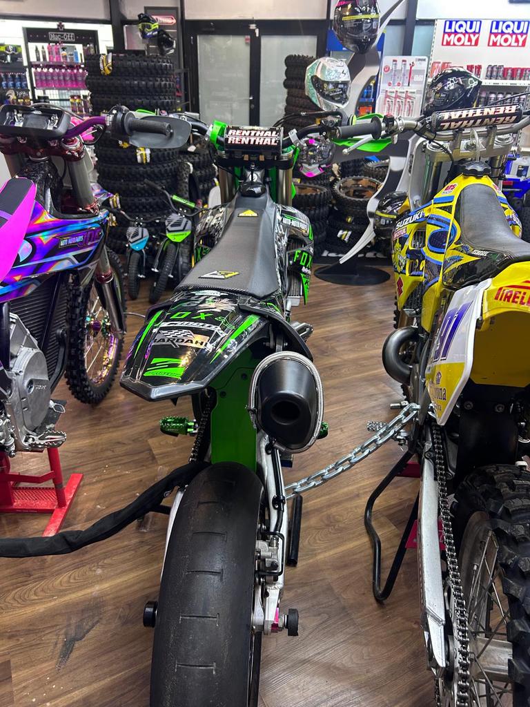 Kawasaki KX 450 2021., Motos, Particulier, 12 à 35 kW, SuperMoto, 450 cm³